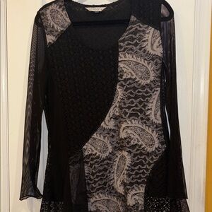 CHIANTI BRAND BLACK/TAUPE LACE BLOUSE MIXED FABRICS LACE NETTING ON SLEEVES